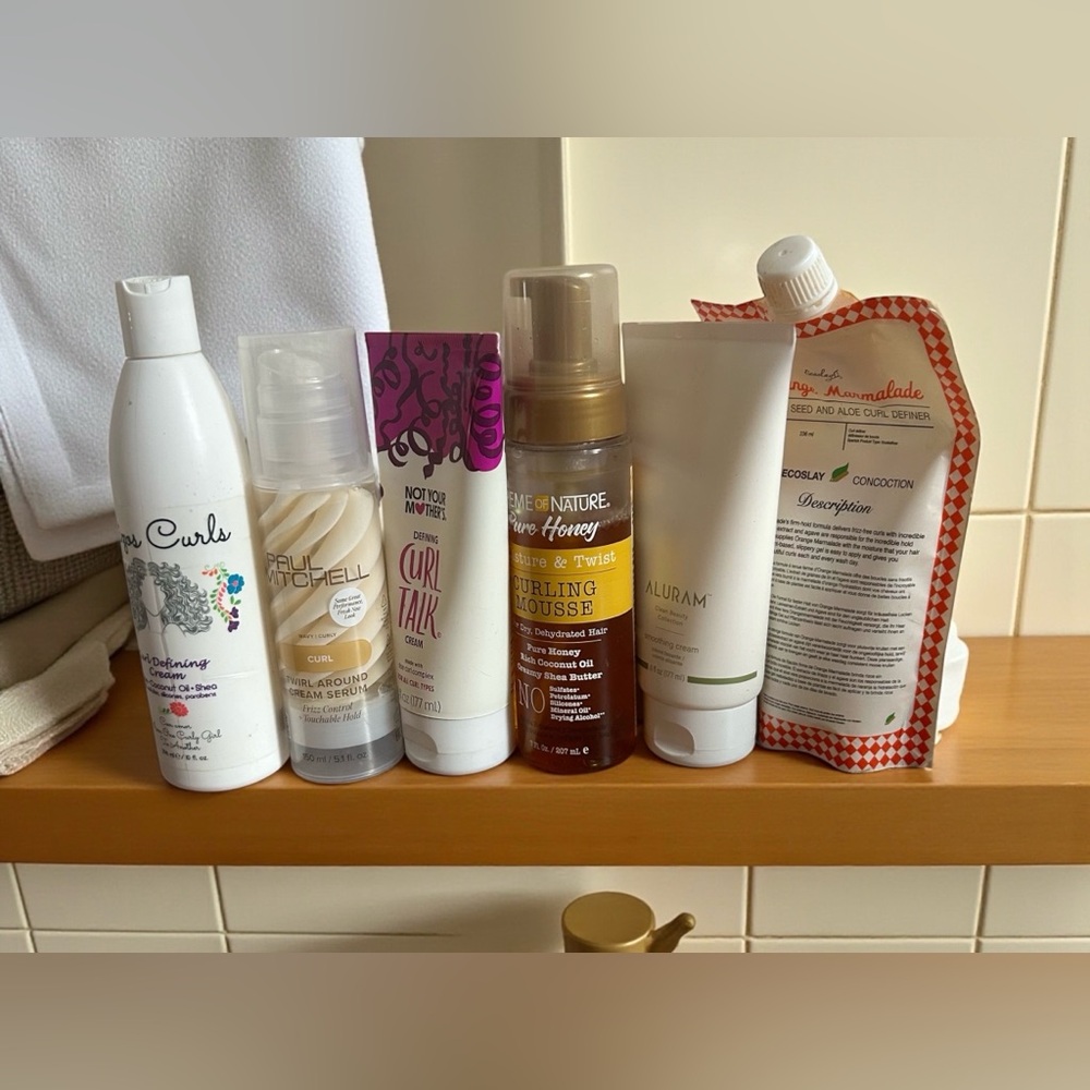 Hair care bundle Paul Mitchell, Curl Talk, Aluram & More!